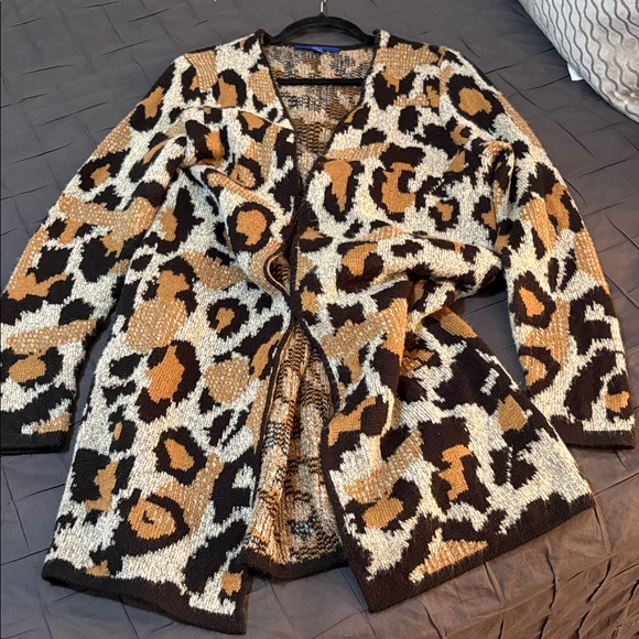Apt. 9 Textured Knit Animal Print Cardigan - Picture 3 of 17